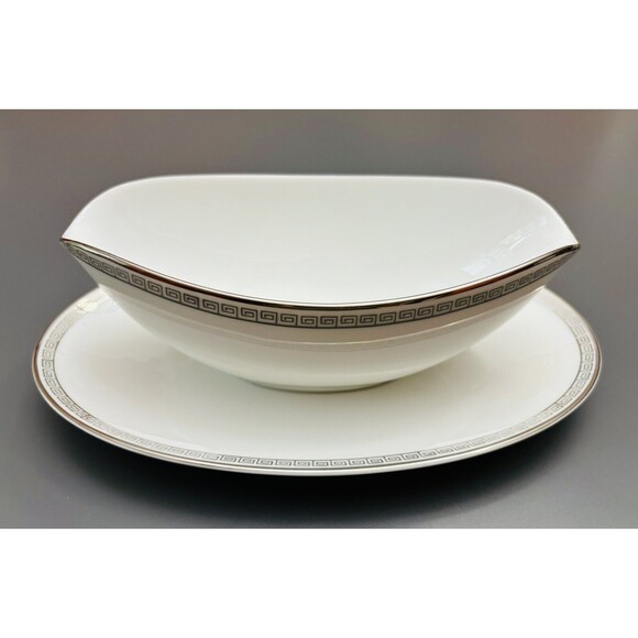 Noritake Silver Key 5941 Gravy Boat with Attached Under Plate Platinum Trim - Picture 1 of 8